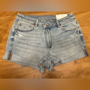 💚 AE Stretch Ripped Denim Mom Short 💚